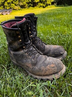 Chippewa Black Leather Work Boots with Maroon Lining